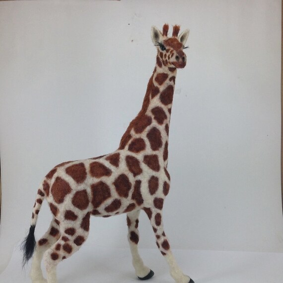 1:12th échelle de couchage en Céramique Chien Doll House Miniature Animaux Accessoire