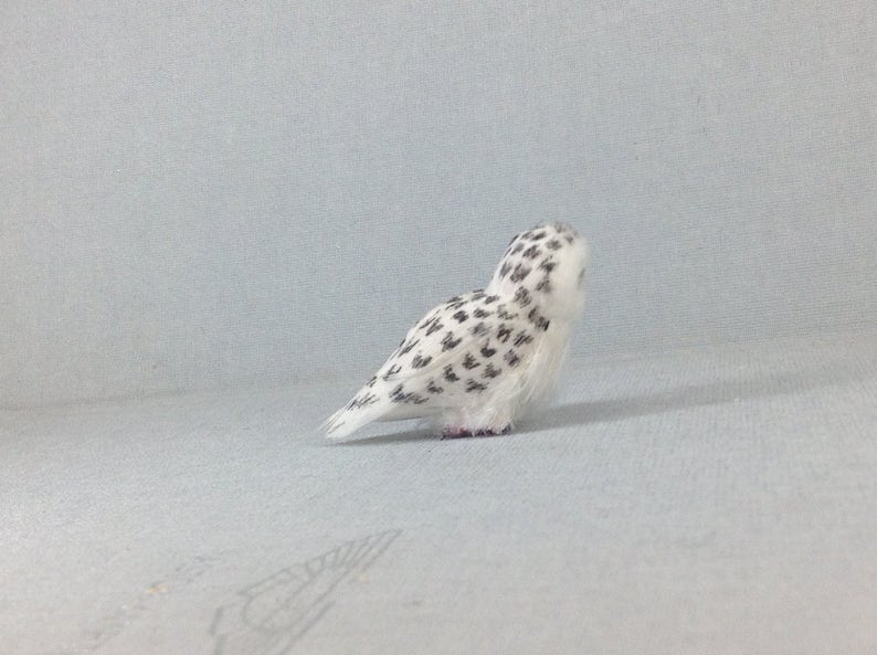 Dollhouse Miniature Realistic snowy owl Bird Miniatures Handsculpted Miniature Owl Snowy owl Harry Potter TO ORDER!!!!!