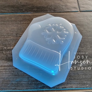 Mitten Mold | Bath Bomb Mold | Soap Mold | Wax Mold | Plastic Mold | Chocolate Mold | Christmas Mold | Winter Mold | Snowflake Mold