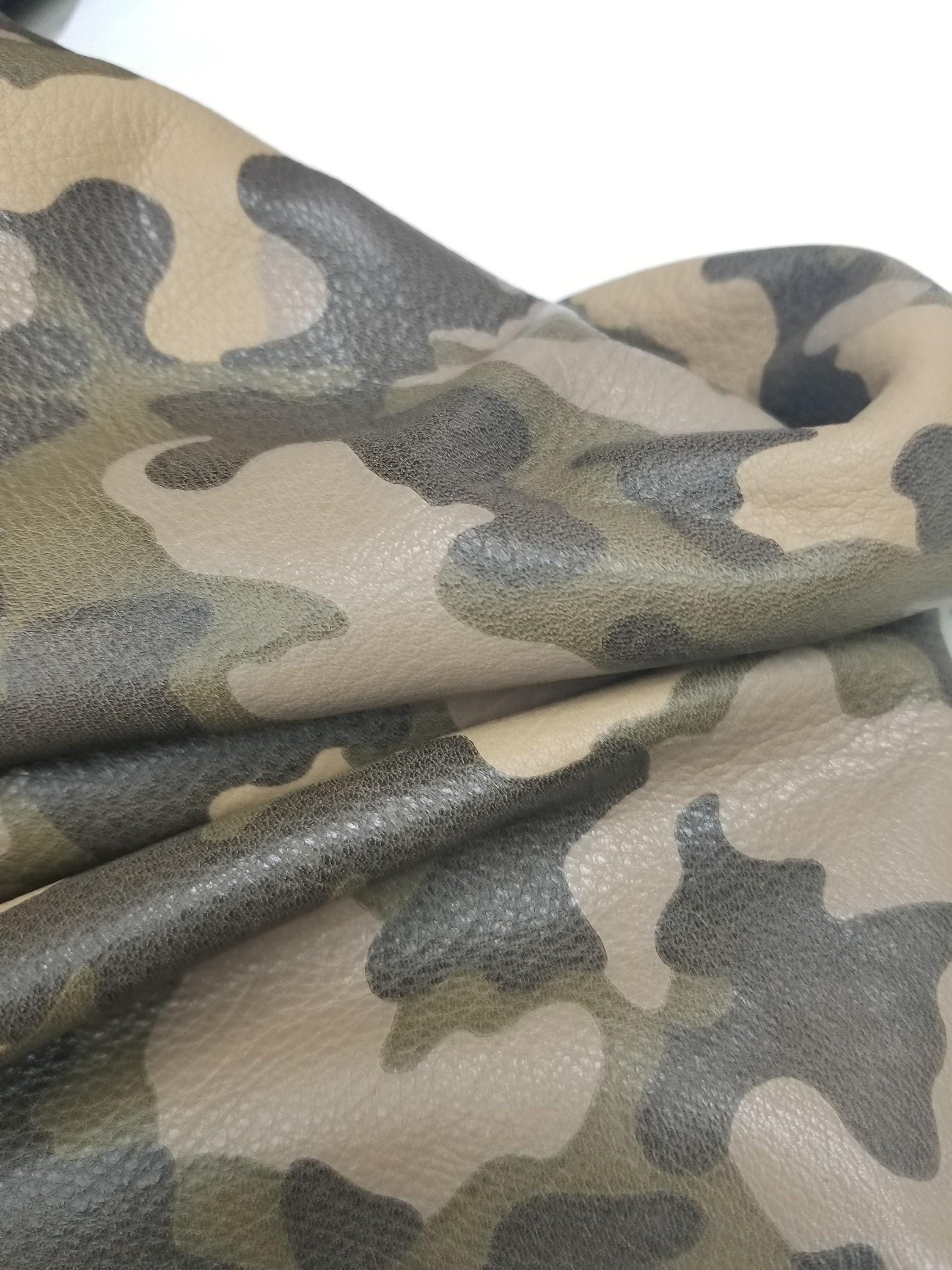 21-24 sq.ft Taupe Gray Green Camo camouflage Fullgrain soft tumbled 2.5 ...