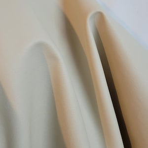 Bone Cream Offwhite {Zatwierdzone przez Peta} Wegańska sztuczna skóra do torebek tapicerskich 0,9 mm Tkanina PU 36&quot;x54&quot; 1-5 cięć cięcie na wymiar NAT Leathers™