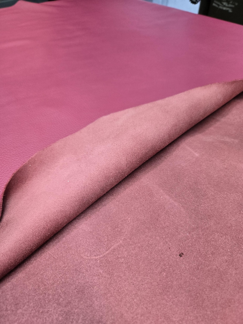 Raspberry Fuchsia Raspberry Fuchsia Tumbled Embossed Pebblegrain 3.0-3.5 Oz Cowhide ...