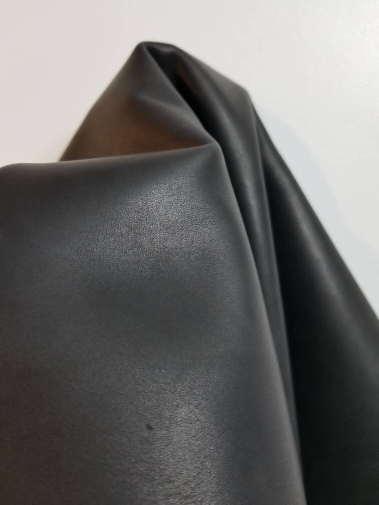 Italian Leather 23 sf sq.ft Black fullgrain smooth vachetta Burnishable ...
