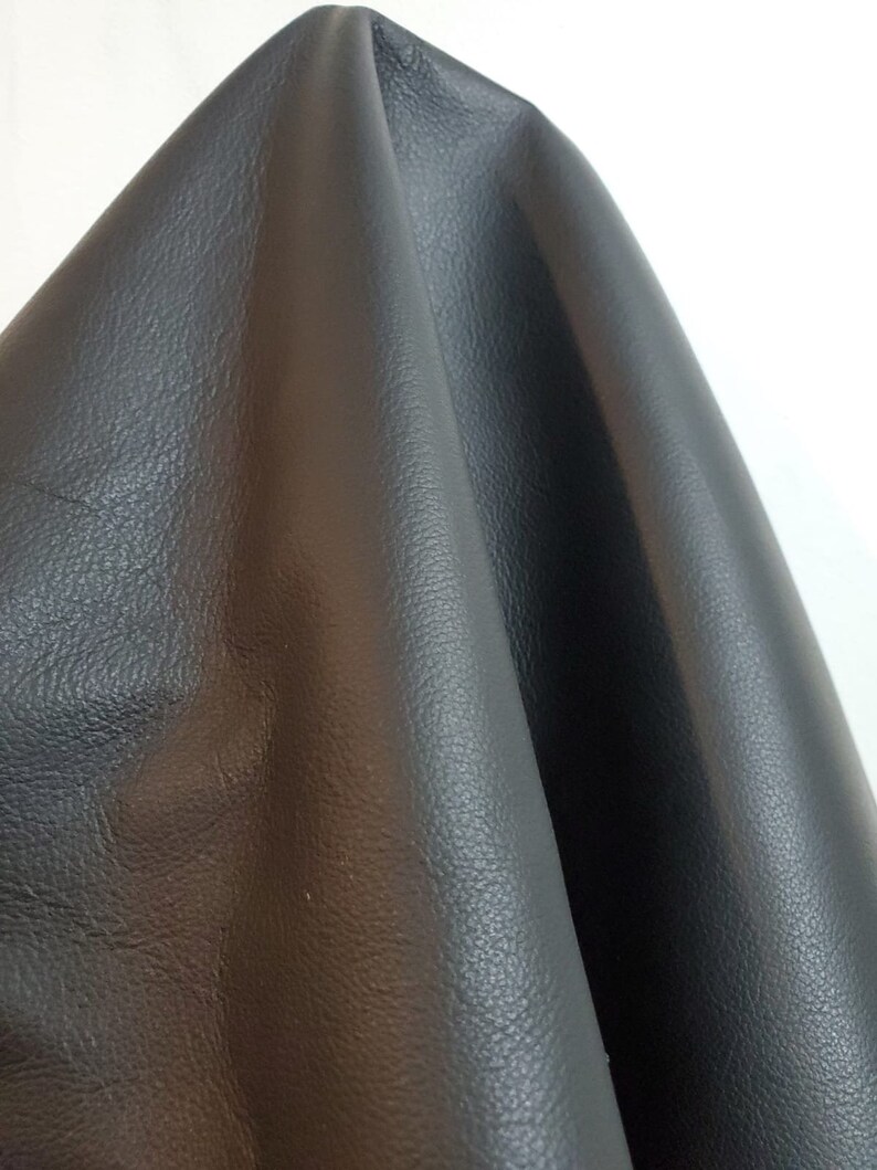 difference between black nappa and black smooth