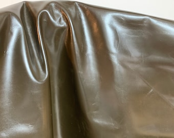 NAT Leathers 19-24 sf Dark Green Calf 2.5 oz 1.0-1.2 mm smooth matte nappa for handbag craft jewelry upholstery footwear