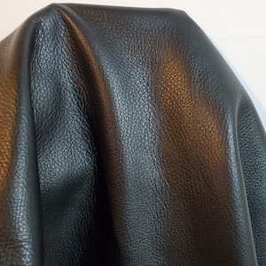 20-26 sq.ft. Black Aniline natural tumble grain soft Fullgrain 2.5 oz Nappa Cowhide upholstery craft handbag hide 2.0-2.5 oz NAT Leathers