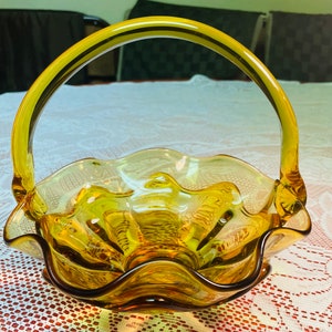 Vintage Viking Amber / Yellow Glass Epic Double Crimp Folded Ruffled Bowl with Handle.