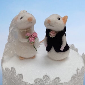 Wedding Cake Toppers, Needle Felted, Special Occasion, Cake Decoration, Cheese Stack Topper, Mouse Wedding Cake, Golden Valley Crafts.