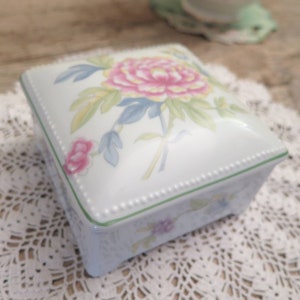 Vintage Floral China Trinket Box: 1980s Glazed Jewellery Box image 5