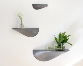 Wall shelf set of 3 made of gray concrete