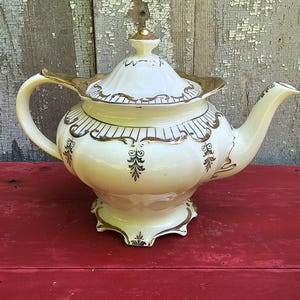 Rare Vintage Sadler English Teapot with Gold Gilding and Elegant Details,  Vintage English Teapot, Tea Lover Gift