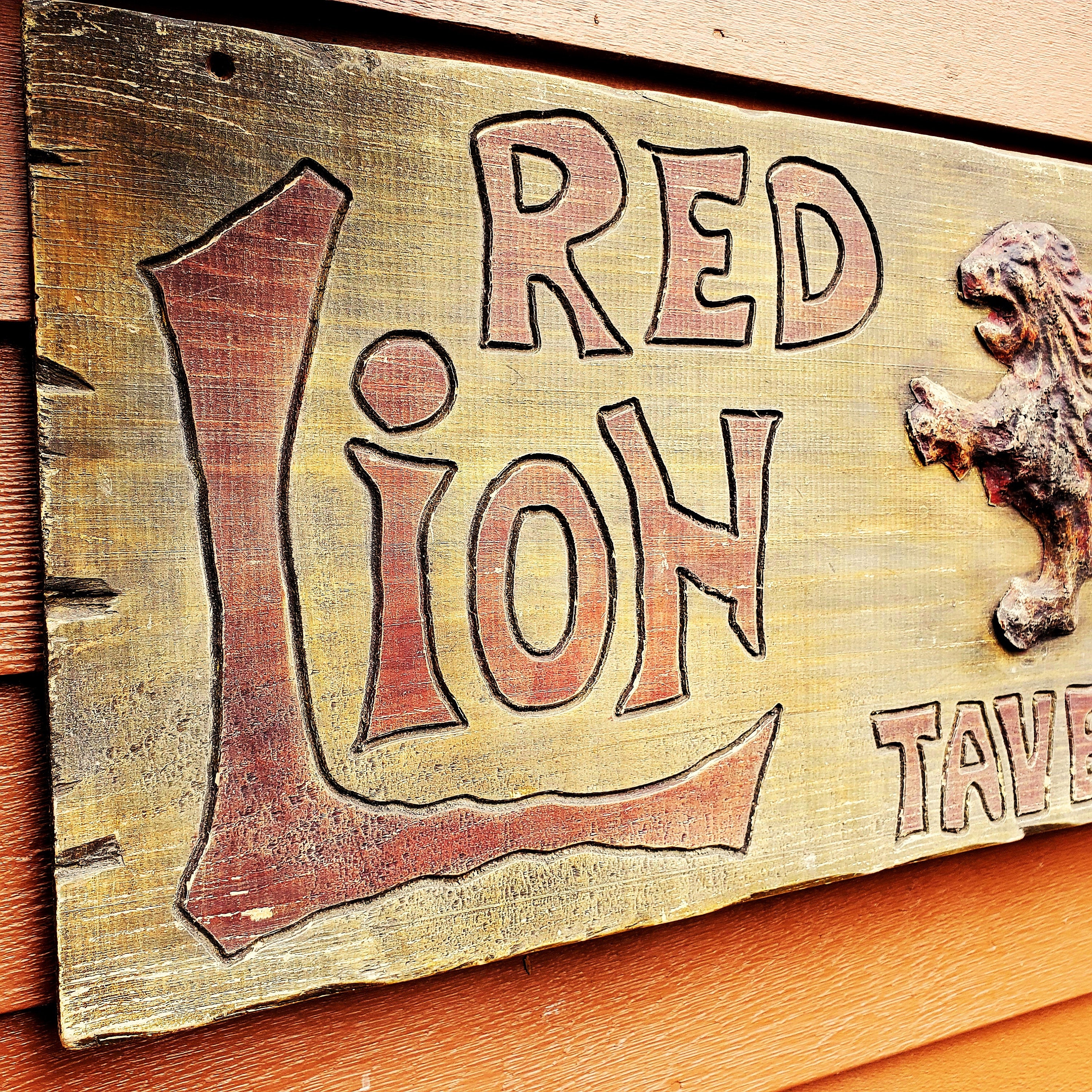 Red Lion Sign Vintage Handmade