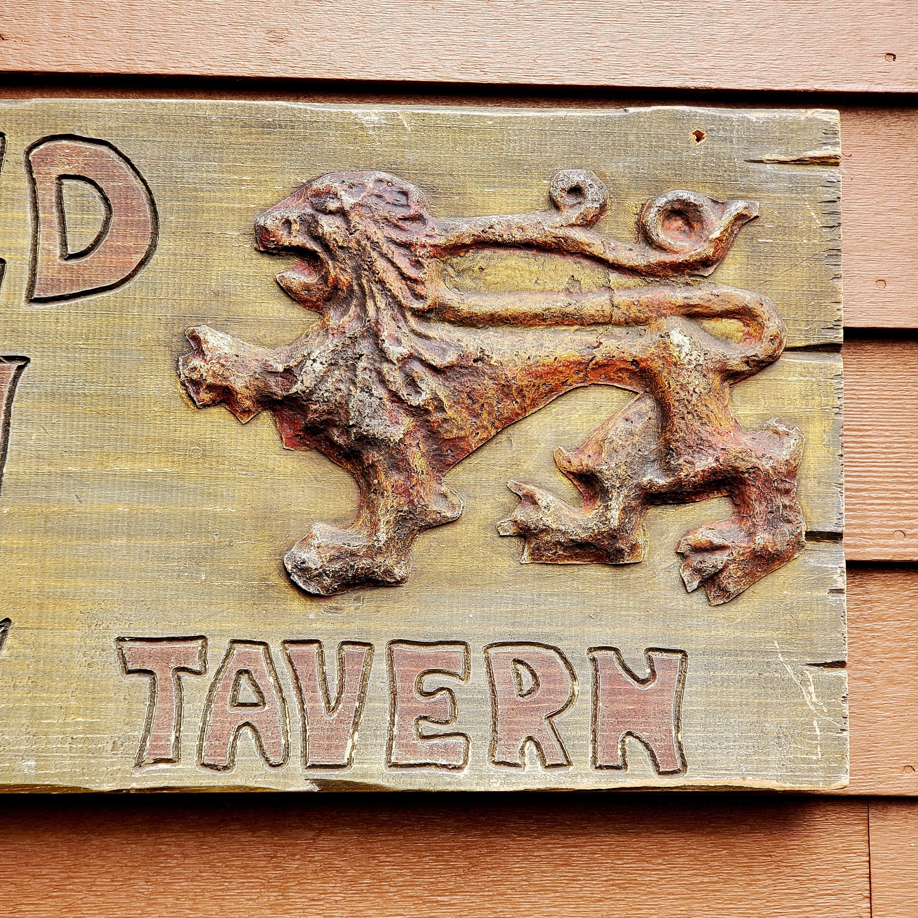 Red Lion Sign Vintage Handmade