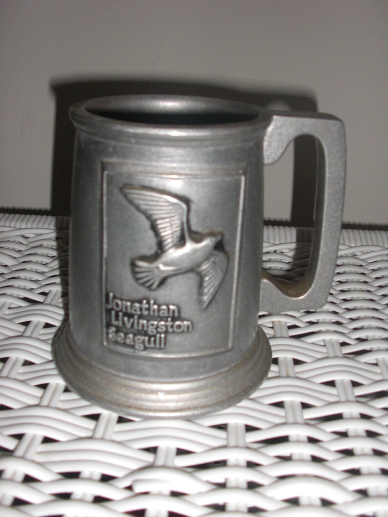 Jonathan Livingston Seagull Pewter Wilton Noggin Vintage Image 0