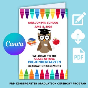 Op de afbeelding: Een kleurrijk programma voor de afstudeerceremonie van de kleuterschool. Het ontwerp toont een uil met een afstudeerhoed en bril, een appel en stapels boeken. De tekst bevat "Sheldon Pre-School" en "Welcome to the Class of 2026."