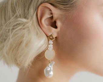 Pearl pendant earrings, gold details, embellished with pearls and beads