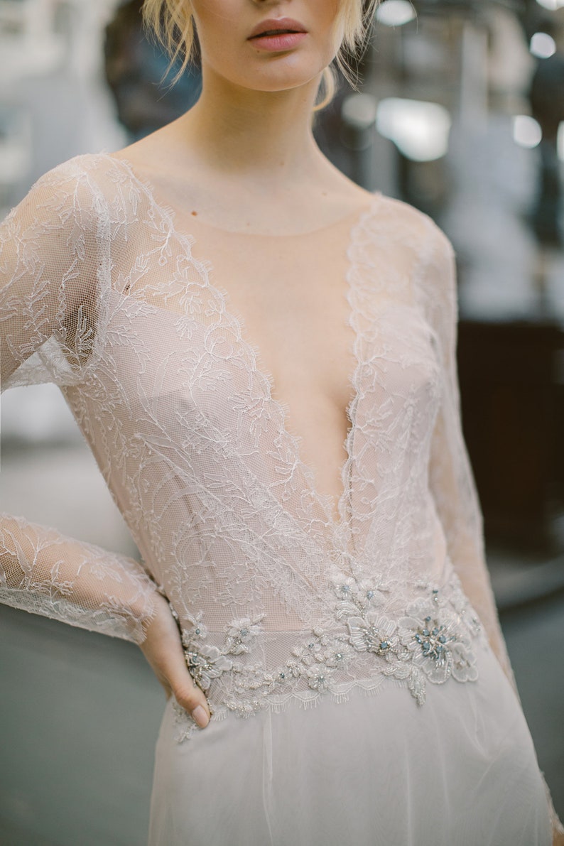 Ivory lace wedding dress // Silent Waterfall / Tulle bridal gown, V-neckline, hand embroidery, deep open back, mermaid skirt, long train image 4