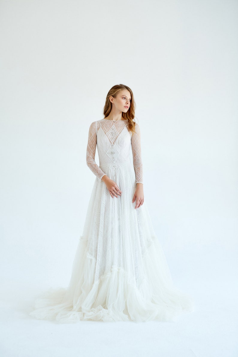 Lace Wedding Dress// October/ Tulle Wedding Dress Silk Bridal - Etsy