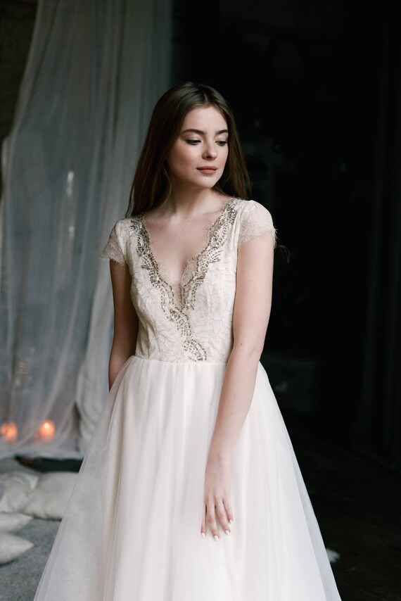 Ready to ship/ Tulle wedding dress / Lavanda / Lace wedding | Etsy