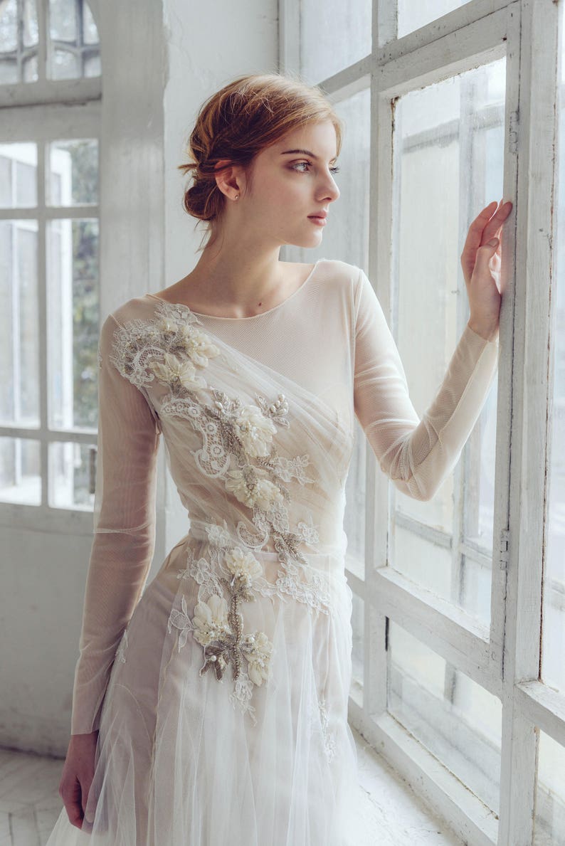 Tulle wedding dress // Phaeno / Lace wedding dress beaded image 1