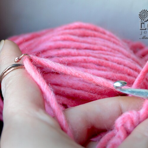 Knitting Ringcrochet Ringyarn Guide Ringhammered Copper Etsy