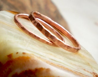 Hammered Copper Ring- Arthritis Relief, Stackable Jewelry, Kupferring, Anneau de cuivre