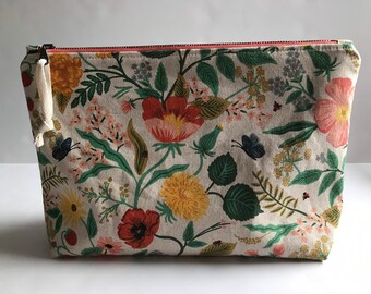 Large zipper pouch in pretty floral print cotton and linen canvas cotton lining metal zip