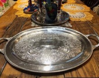 Posrebrzana, grawerowana taca kamerdynera