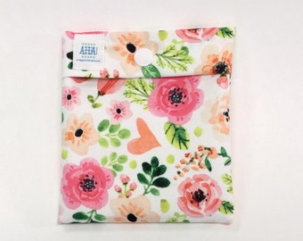 English Garden Print Wet Pouch for Cloth Menstrual Pad, Snap Close Pad Wrapper, Menstrual Cup Pouch, Cloth Pantyliner WetBag, Tampon Holder