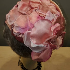 1950's Schiaparelli Pink Satin Floral Cocktail Hat... image 3