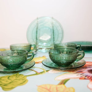 1930&#39;s Jeanette Glass Teal Green DORIC AND PANSY - Pretty Polly Party Dishes - Child Size Cup, Saucer Plate, and Dessert Plate, Set of 4