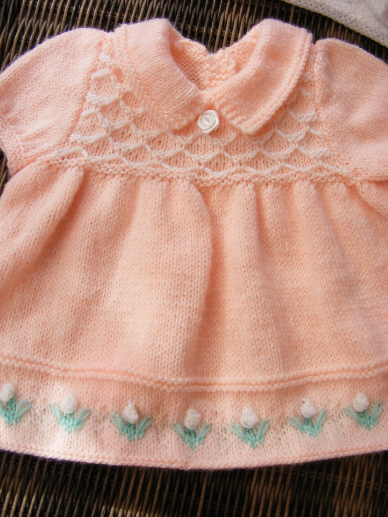 Peach Blossom Short Sleeve Knit T-Shirt main image 1