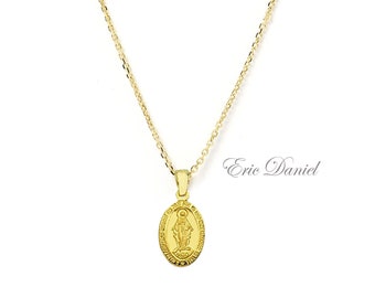 14K Solid Gold Virgin Mary Necklace, Mini Oval Medallion in Solid Yellow Gold, Religious Jewelry. Small To Medium Size Pendant.