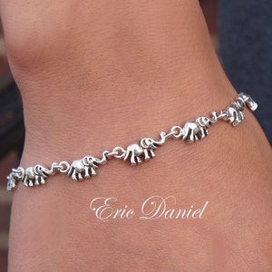 Unisex Elephant Charm Bracelet or Anklet in Sterling Silver, Elephant Family Bracelet, Luck Amulet for Man or Woman, Strength & Love Gift