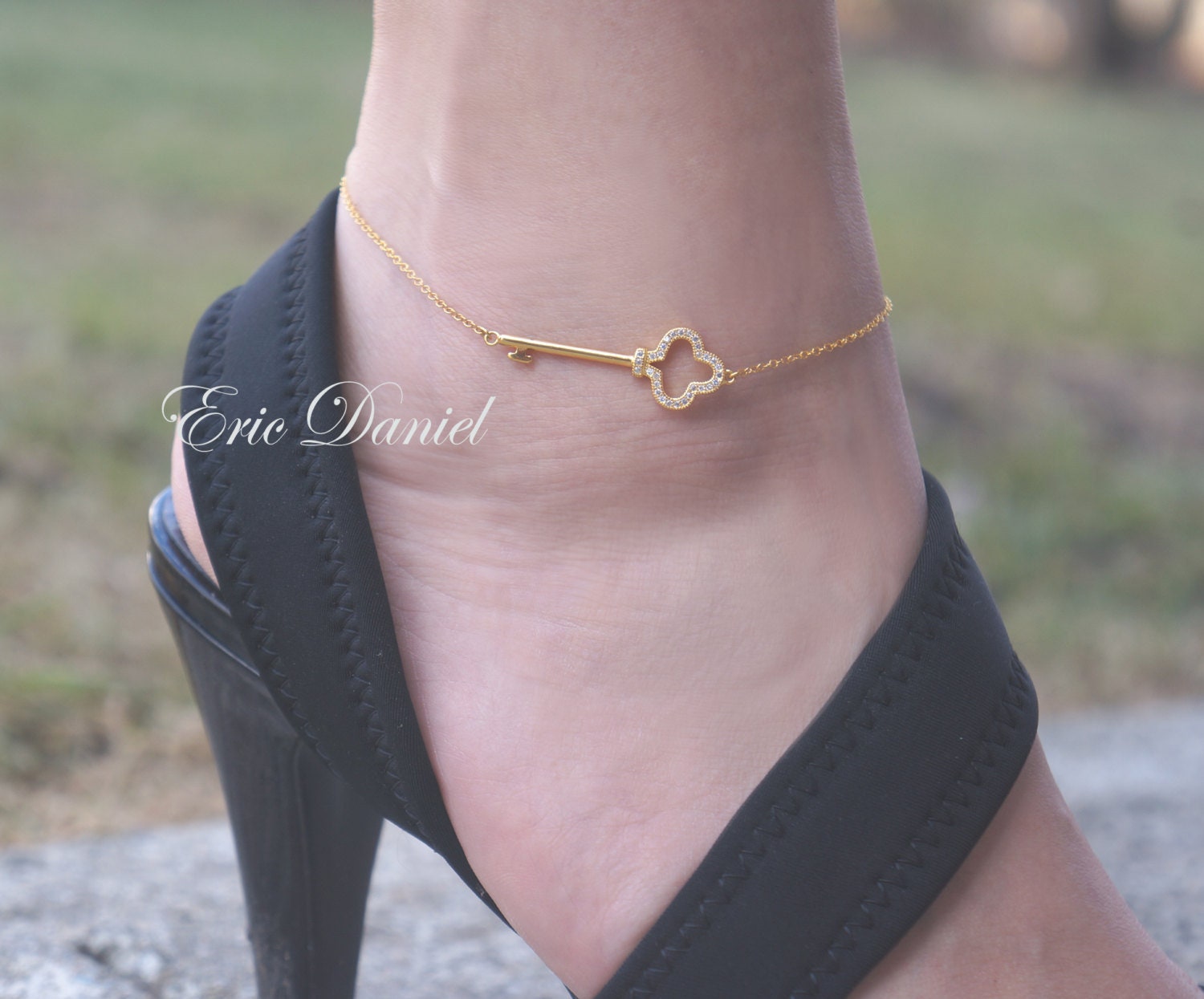 10K 14K 18K Sideways Key Anklet With Cubic Zirconia Stones Etsy