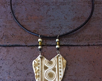 Ceramic Necklace Pacific style