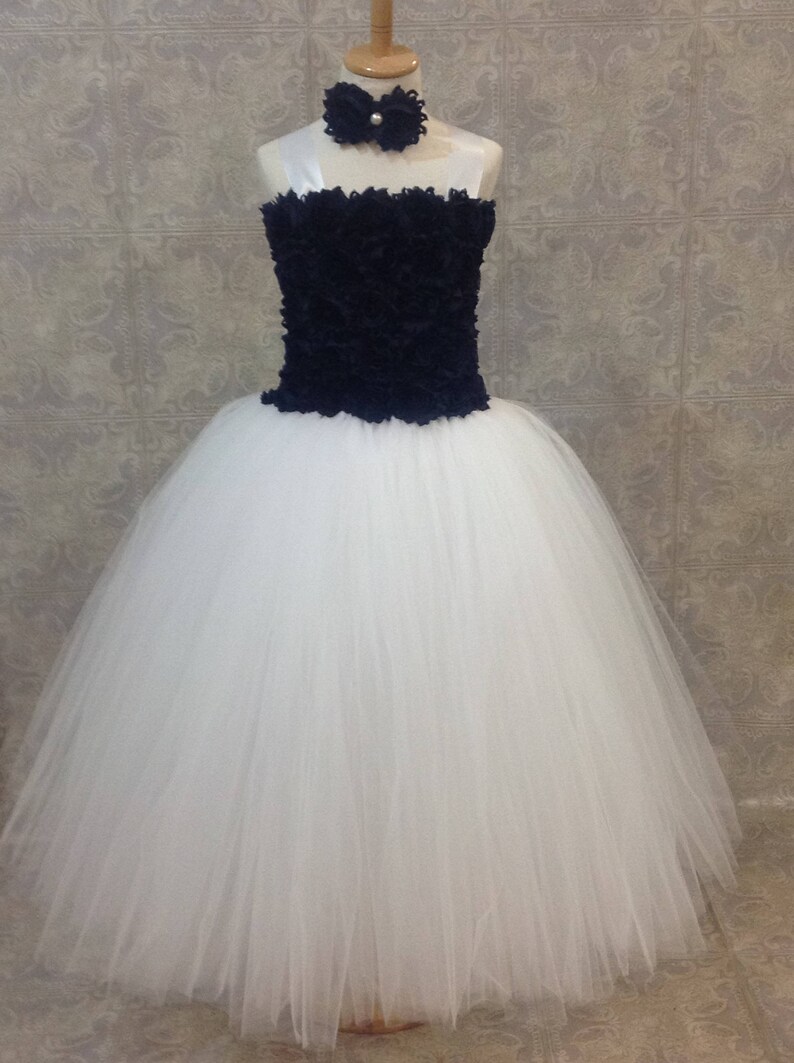 white tutu dress girl