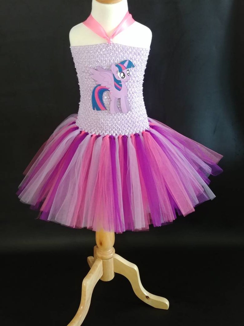 dress pony