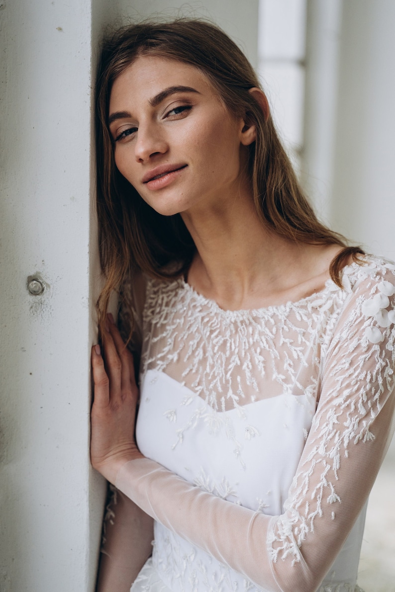 Long Sleeve Wedding Dress, Offwhite Wedding Dress, Ballgown Wedding