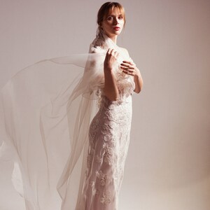 Long tulle wedding veil with embroidery image 6