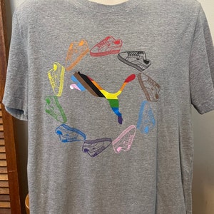 Puma T shirt Gray Short Sleeve Pre-Owned Good Condition Adult Large T shirt Puma Shoes Vintage Puma Shoes