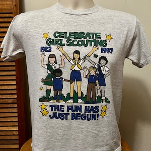 1990s Girl Scouts Size 12-14 Vintage Girl Scouts T shirt 1997 Girls Scouts Memorabilia Grey Authentic Vintage Graphic T shirt