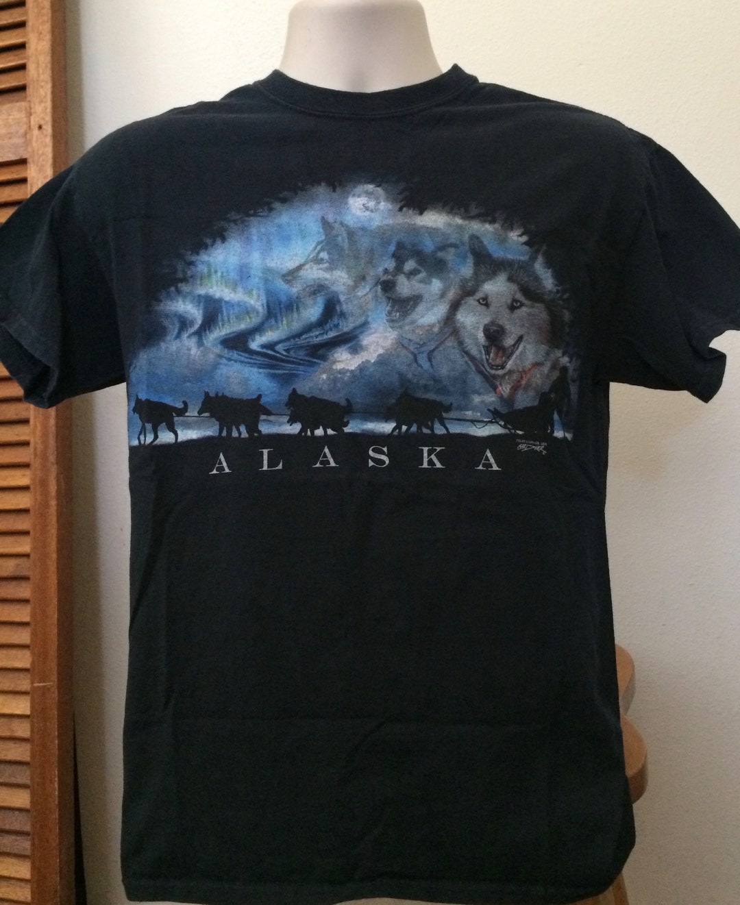 Alaska Graphic T Shirt Vintage T Shirts USA States Wolves - Etsy