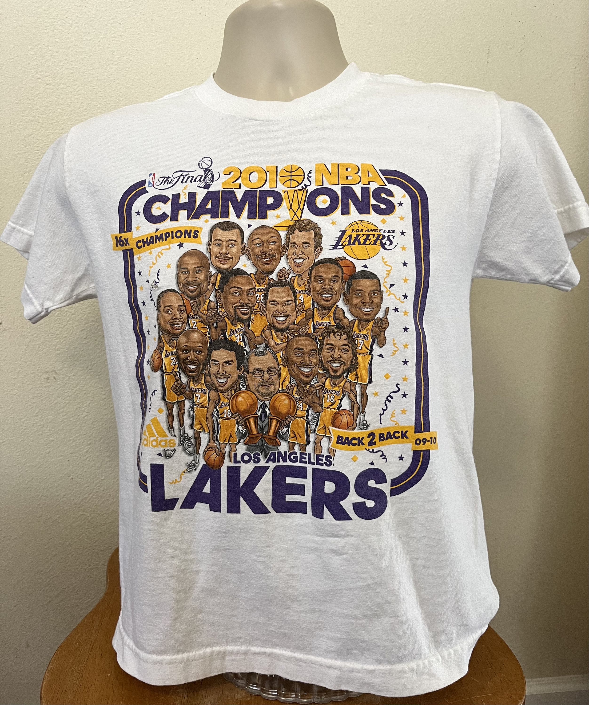 人気 ブランド チェック 2010 Adidas Lakers Lakers NBA Shirt T Championship スポーツ選手