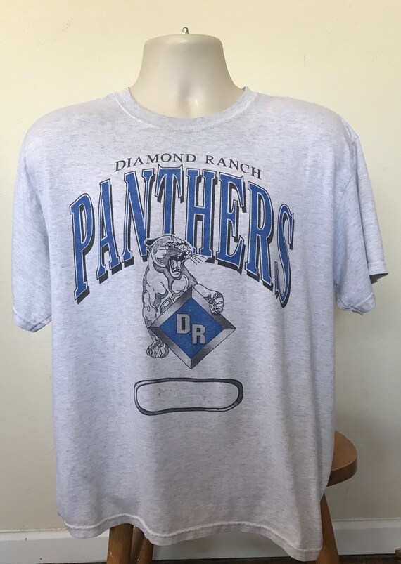 t shirt pe photo