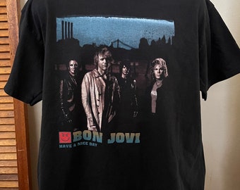 Authentic 2005-2006 XL Bon Jovi Concet T shirt "Have A Nice Day" Hanes Heavyweight Very Good Vintage Condition
