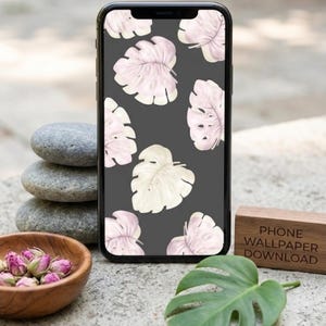 Faded Pink Elephant Ear Leaves Pattern Wallpaper