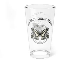 The Soul Takes Flight Mixglas | 473 ml glas, fjärilsmandala-design