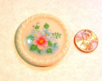 Retired 1984 Vintage AVON Round Porcelain Pin Floral SPRING BOUQUET - Flowers
