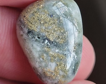 16.7 carat gold in quartz standard metals mine ouray, colorado